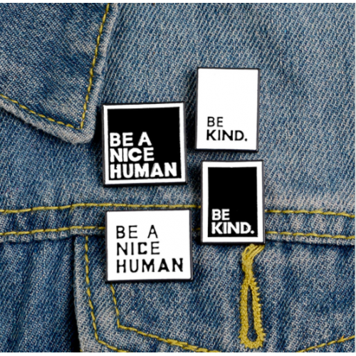 Купить значок "Be a nice human" на одежду в Минске