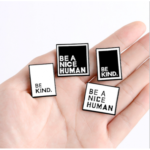 Купить значок "Be a nice human" на одежду в Минске
